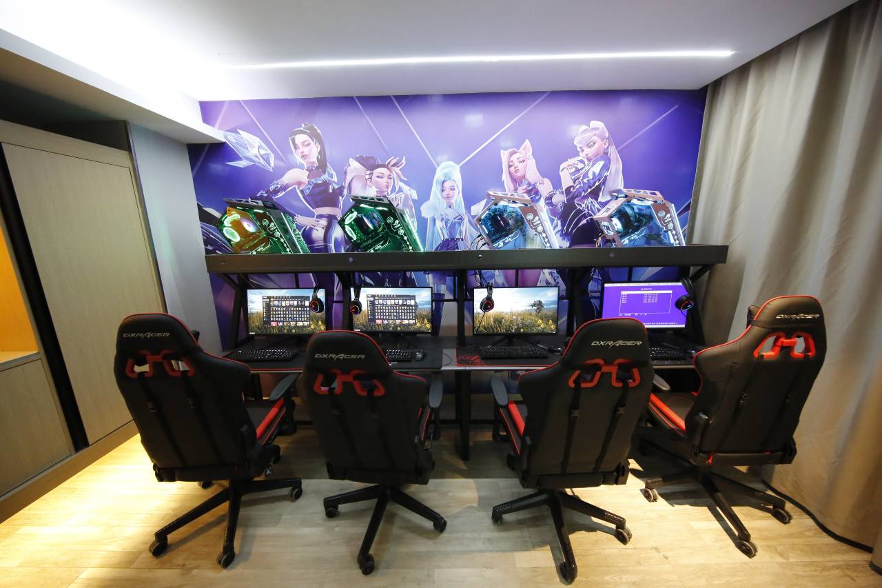 瑞丰电竞(青龙谷公园店) 打造沉浸式电竞新体验的科技堡垒